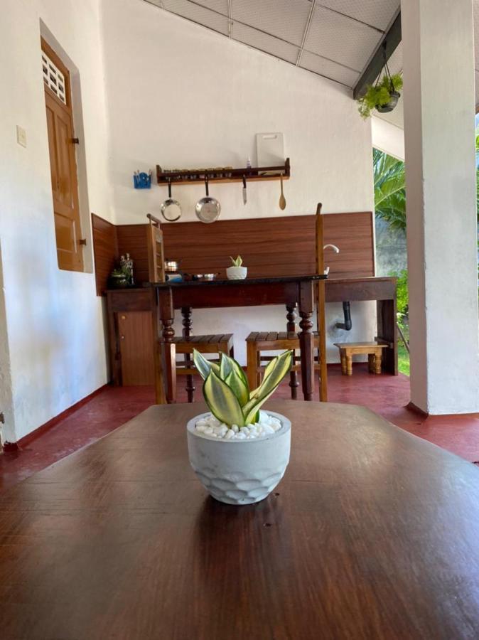 Ami Place Rooms With Kitchen Hikkaduwa Extérieur photo